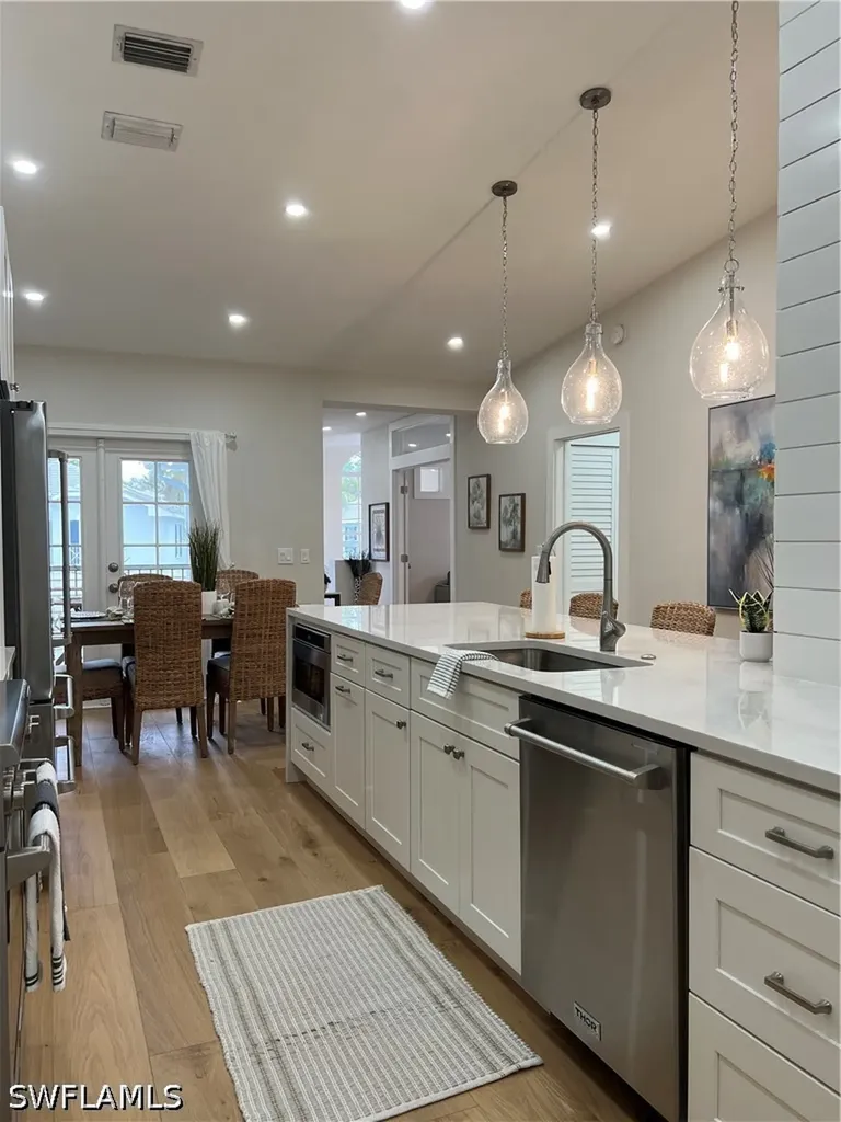7087 Barrington Circle Naples FL 34108