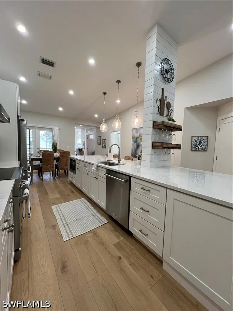 7087 Barrington Circle Naples FL 34108