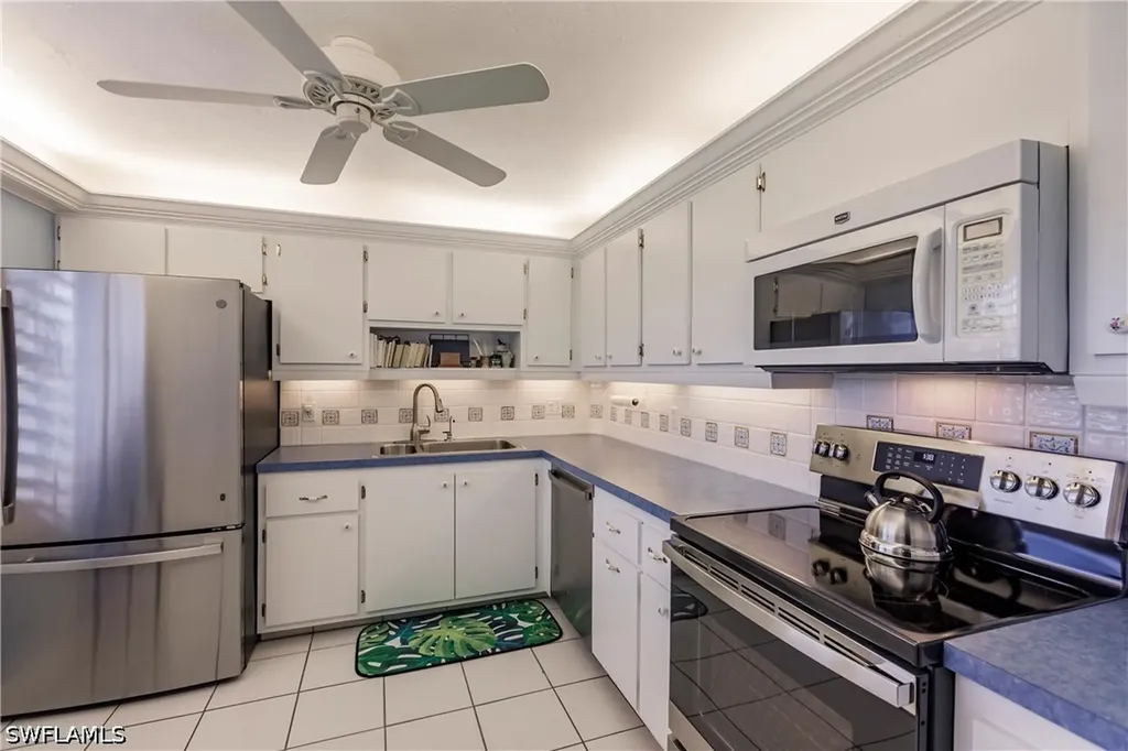 550 Teryl Road Naples FL 34112