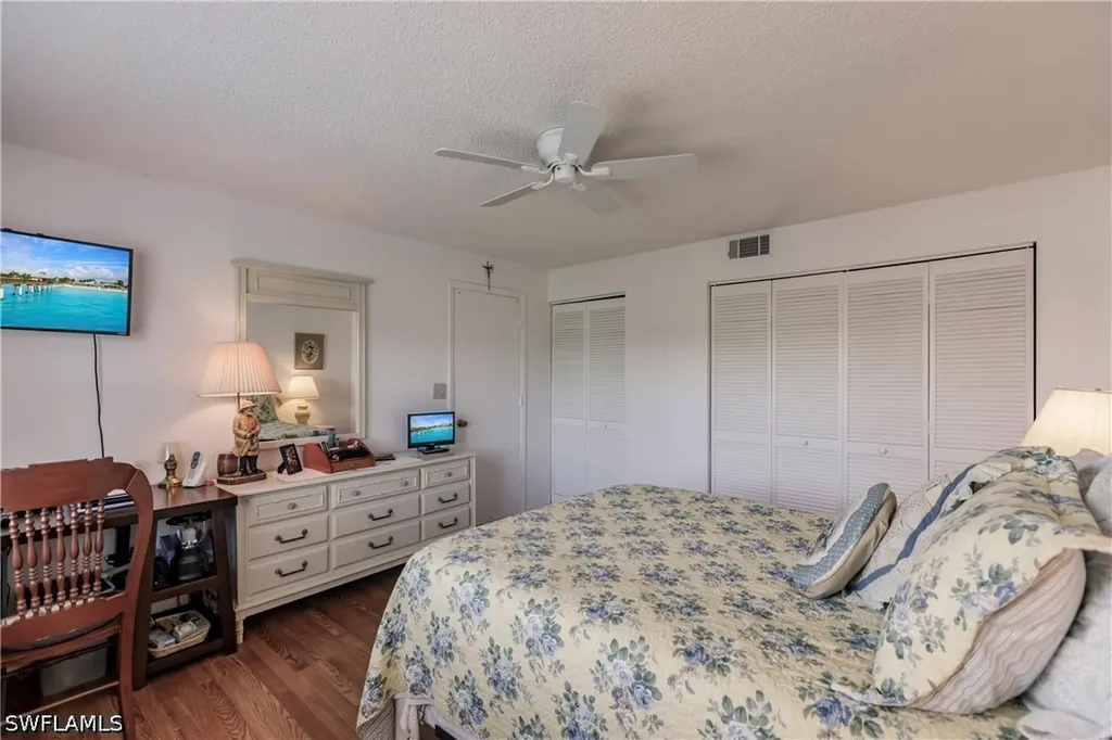 550 Teryl Road Naples FL 34112