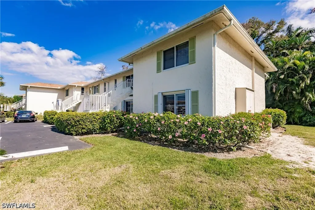 550 Teryl Road Naples FL 34112