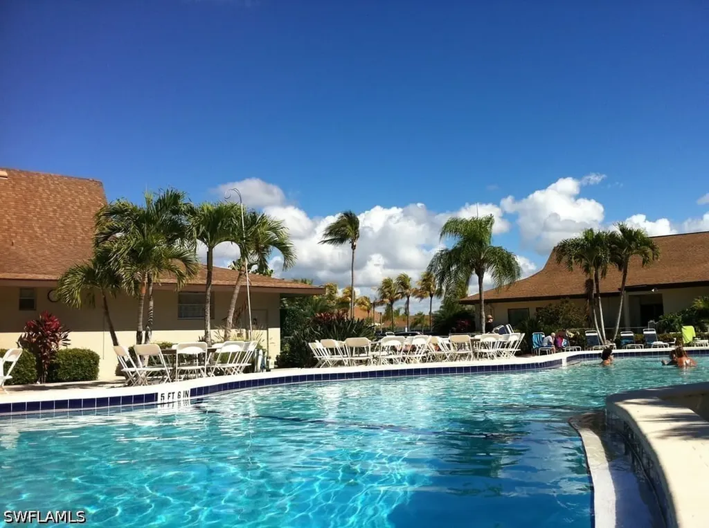 550 Teryl Road Naples FL 34112