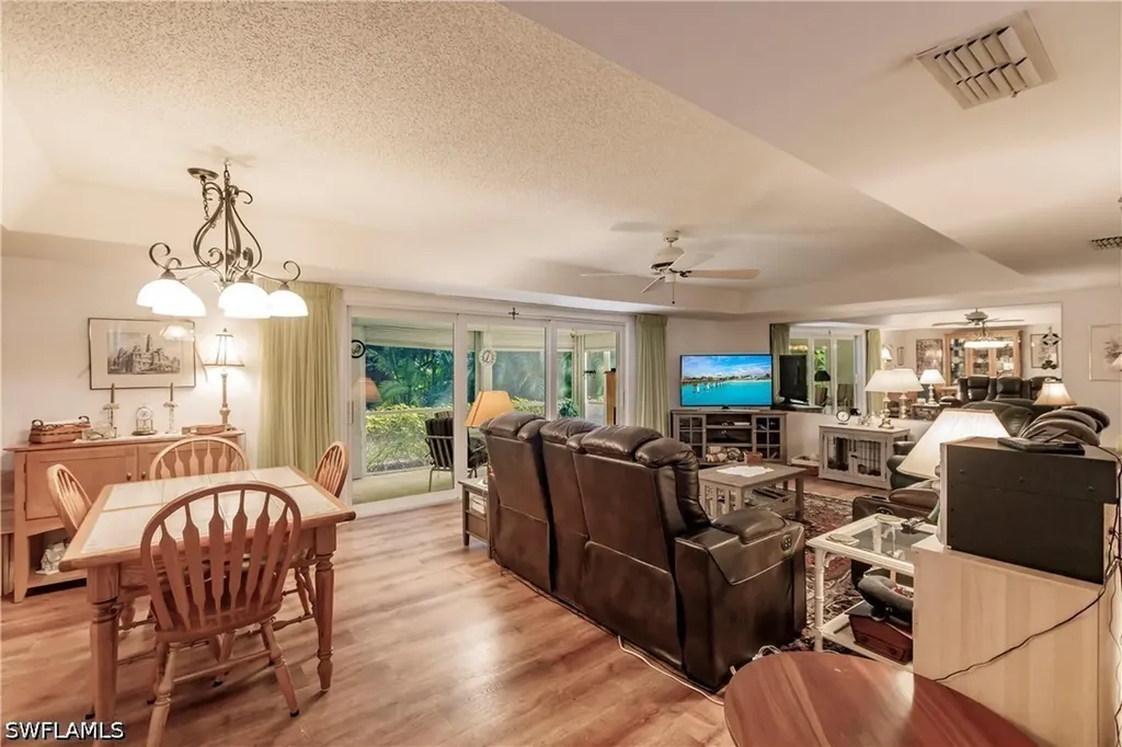 550 Teryl Road Naples FL 34112
