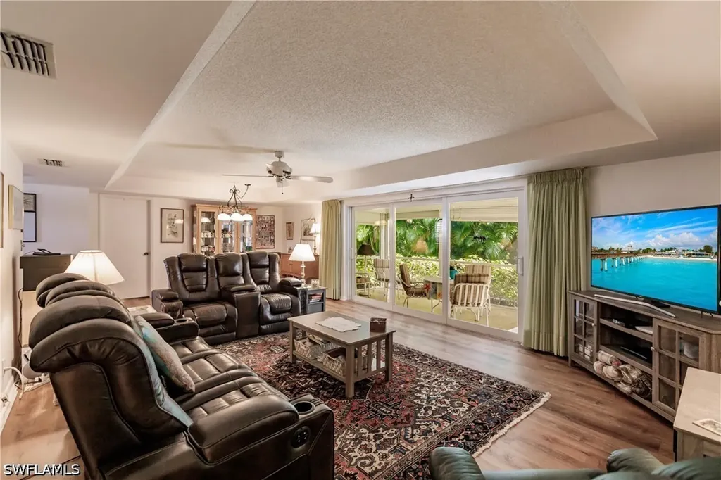550 Teryl Road Naples FL 34112