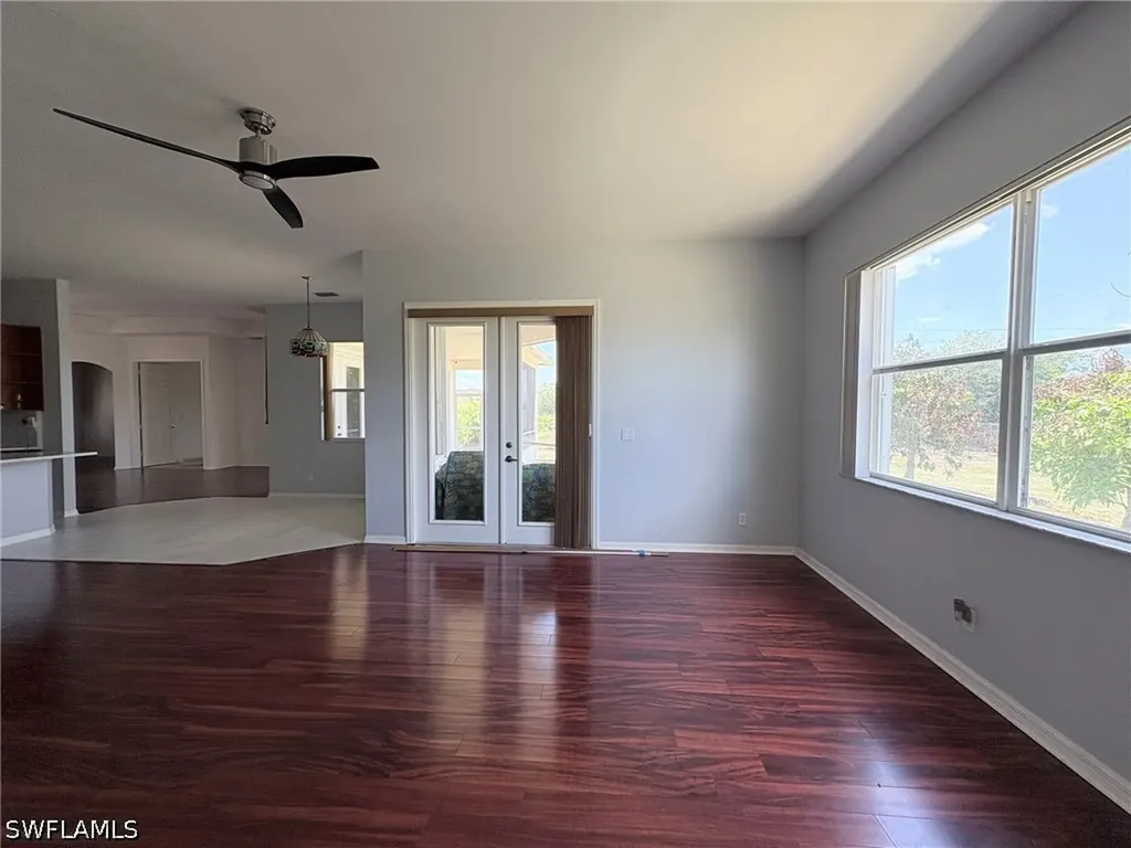 4775 8th Street NE Naples FL 34120