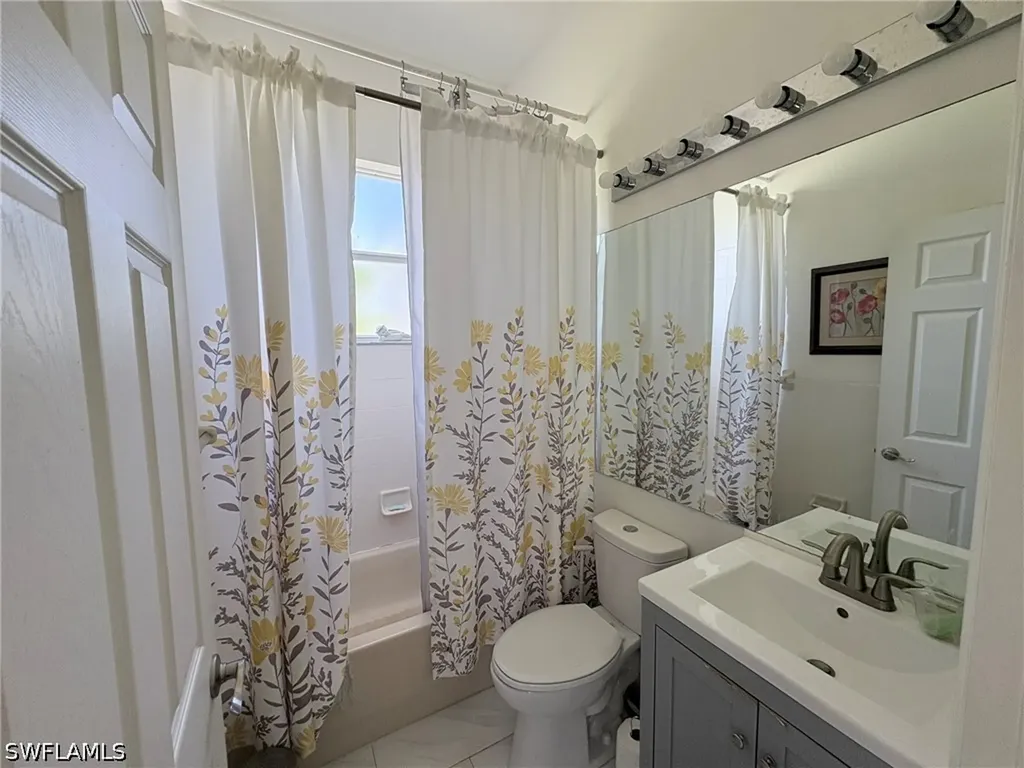 4775 8th Street NE Naples FL 34120