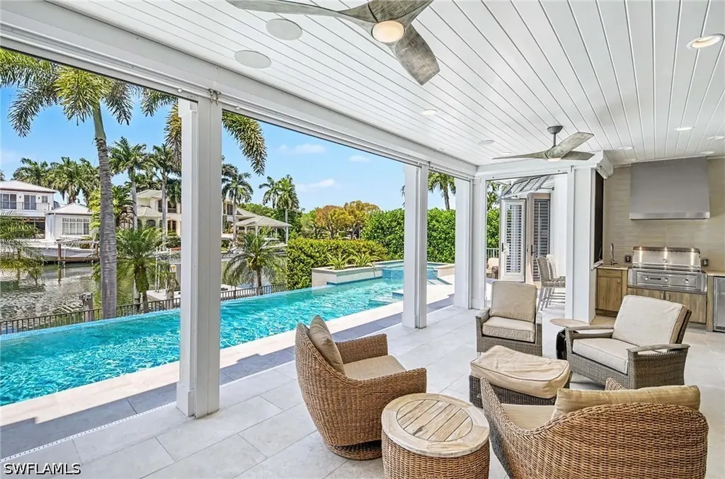1888 6th Street S Naples FL 34102