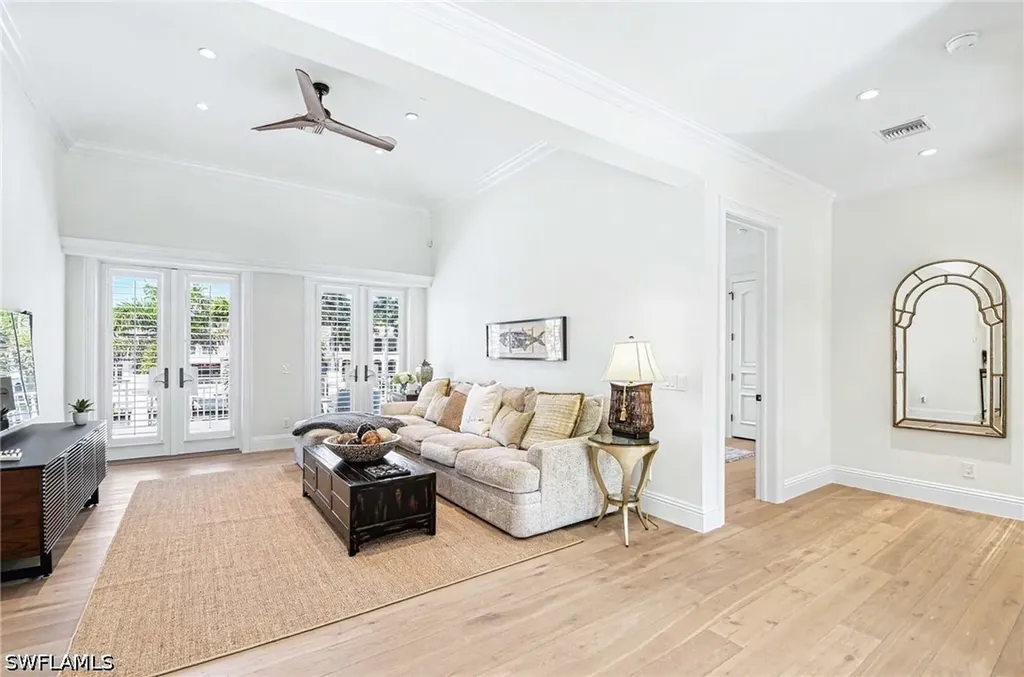 1888 6th Street S Naples FL 34102