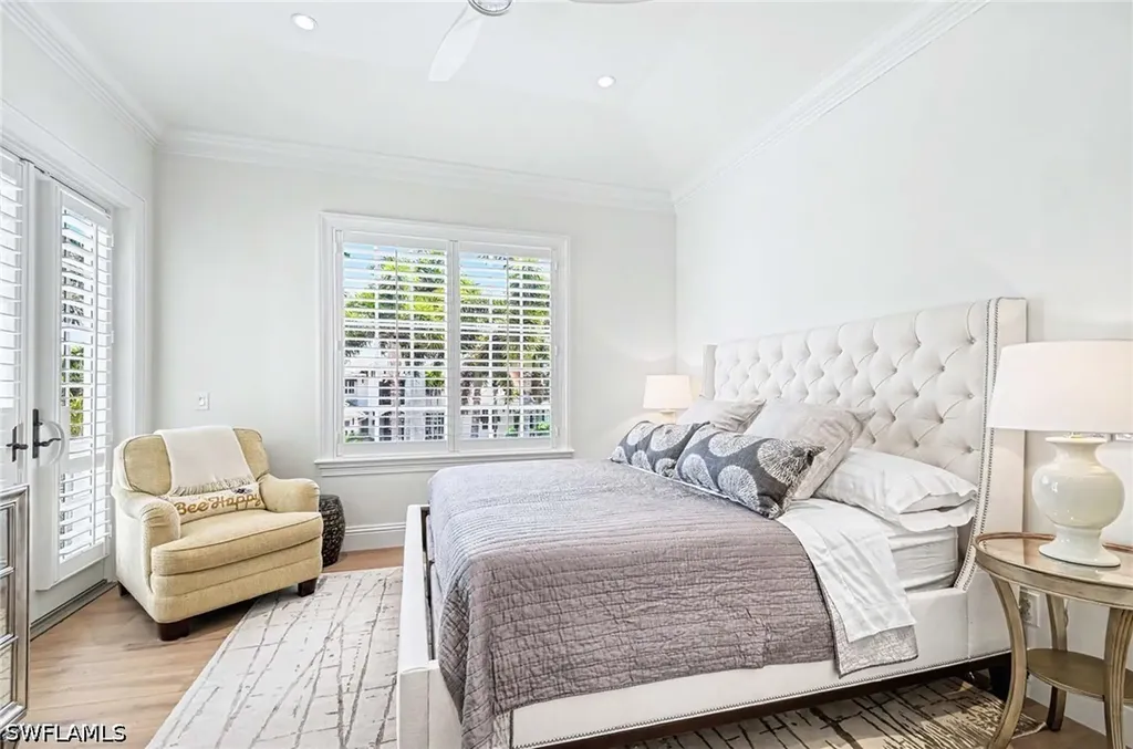 1888 6th Street S Naples FL 34102