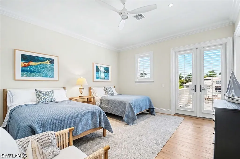 1888 6th Street S Naples FL 34102