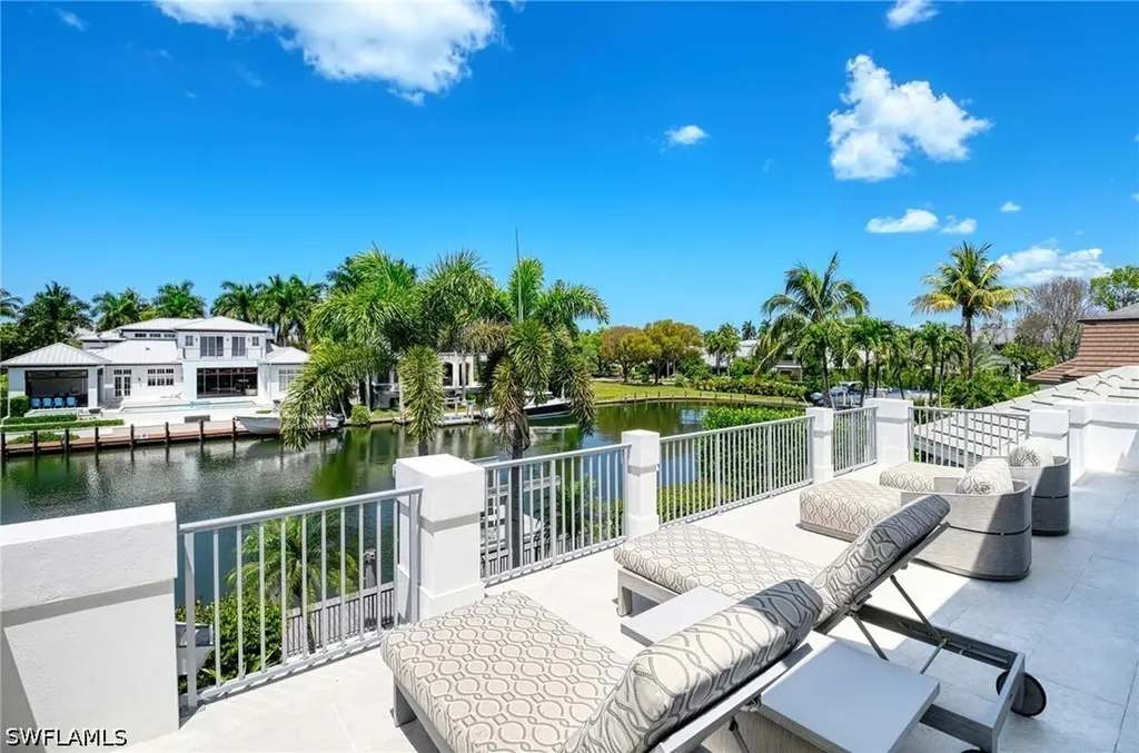 1888 6th Street S Naples FL 34102