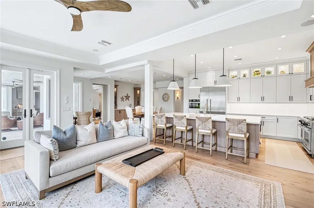 1888 6th Street S Naples FL 34102