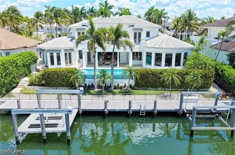 1888 6TH Street S Naples FL 34102