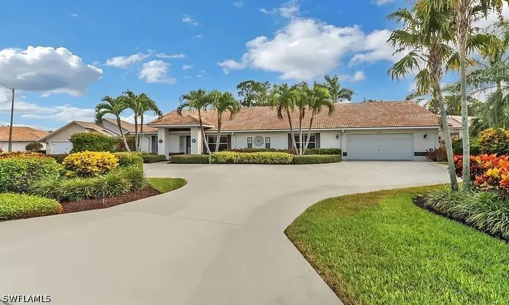 214 Palmetto Dunes Circle Naples FL 34113