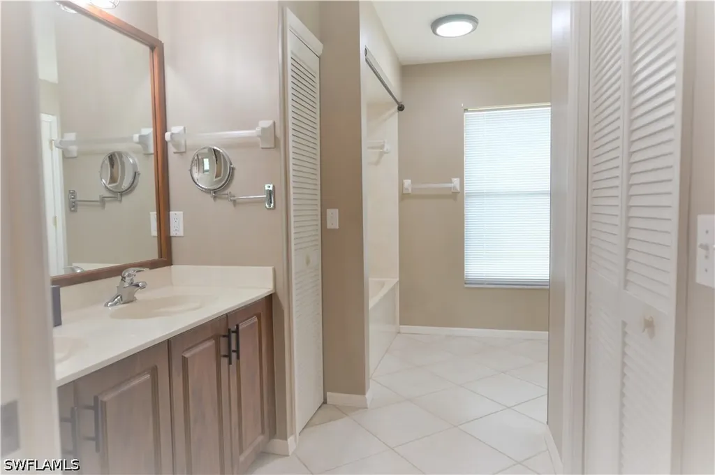 214 Palmetto Dunes Circle Naples FL 34113