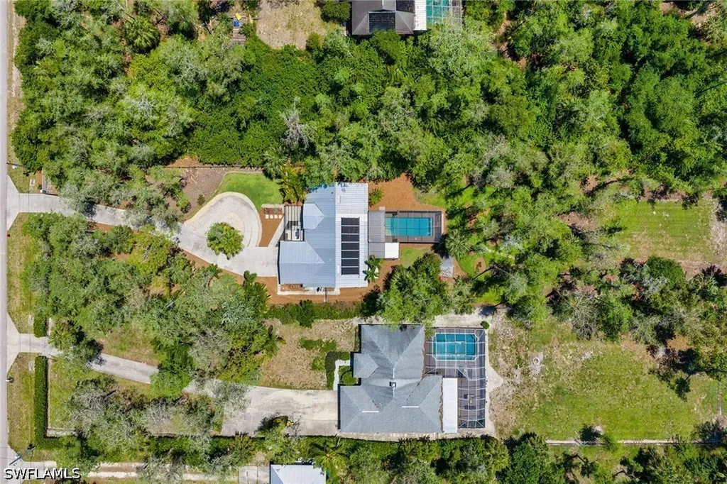 5330 Cherry Wood Drive Naples FL 34119