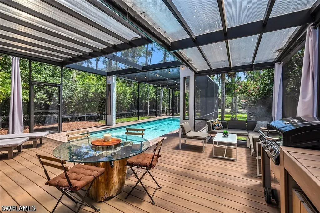 5330 Cherry Wood Drive Naples FL 34119