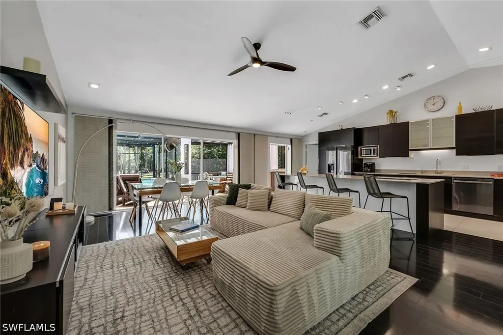 5330 Cherry Wood Drive Naples FL 34119