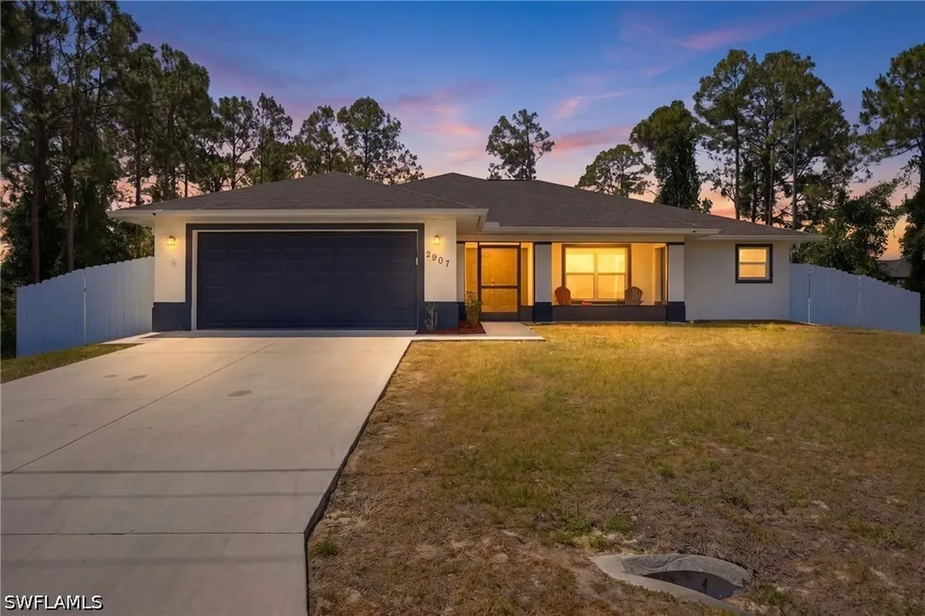 2907 18th Street SW Lehigh Acres FL 33976