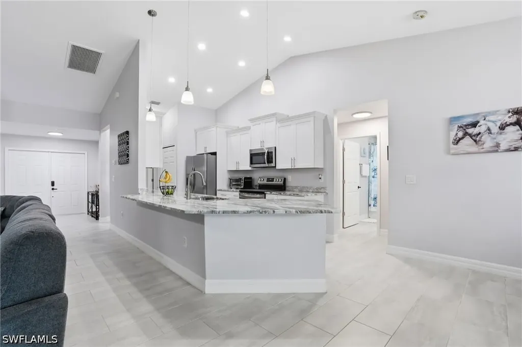 2907 18th Street SW Lehigh Acres FL 33976