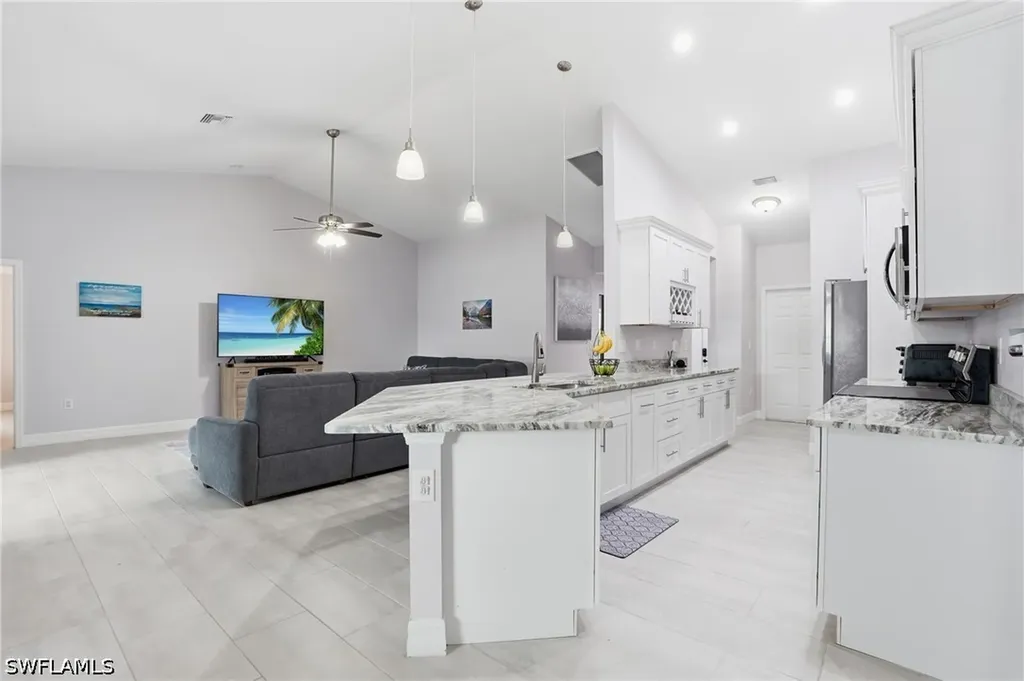 2907 18th Street SW Lehigh Acres FL 33976