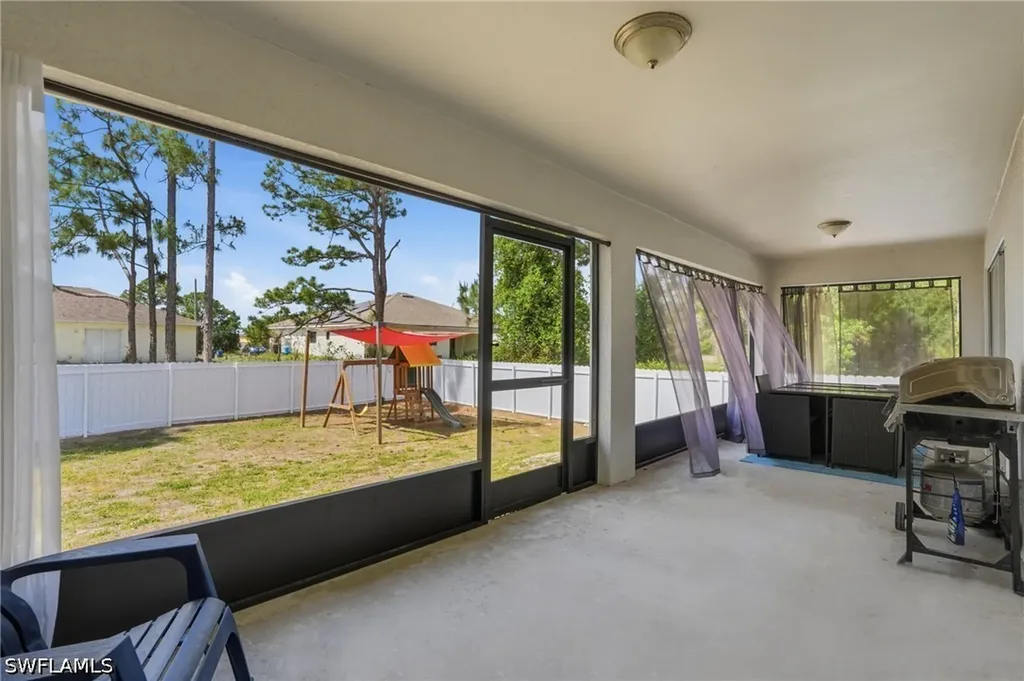 2907 18th Street SW Lehigh Acres FL 33976