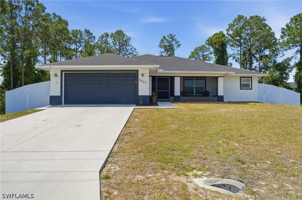 2907 18th Street SW Lehigh Acres FL 33976