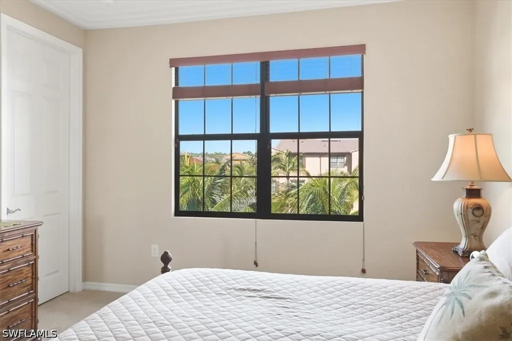 9065 Albion Lane N Naples FL 34113