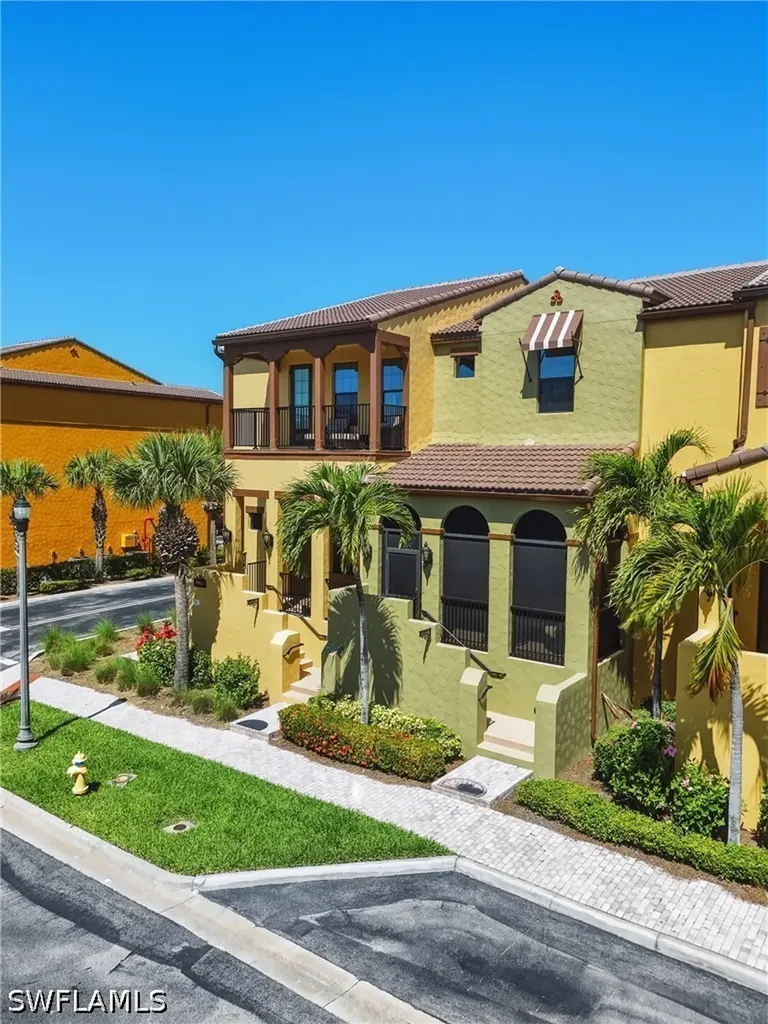 9065 Albion Lane N Naples FL 34113