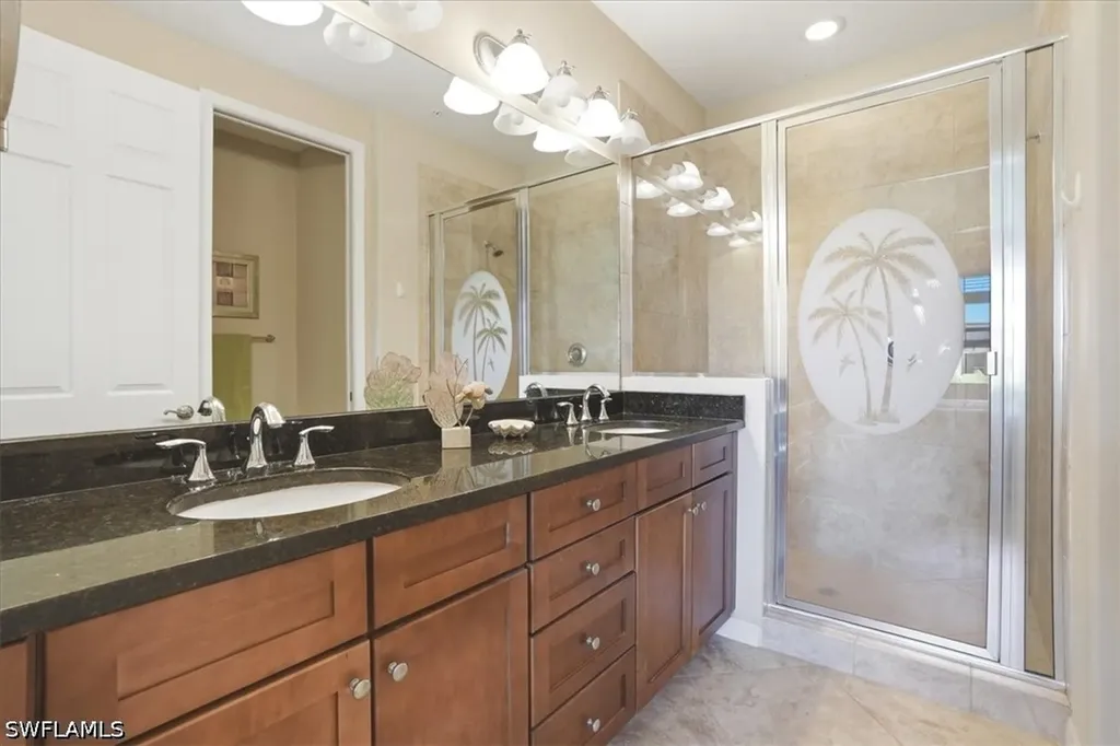 9065 Albion Lane N Naples FL 34113