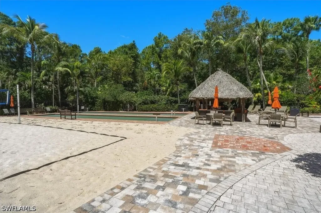 9065 Albion Lane N Naples FL 34113