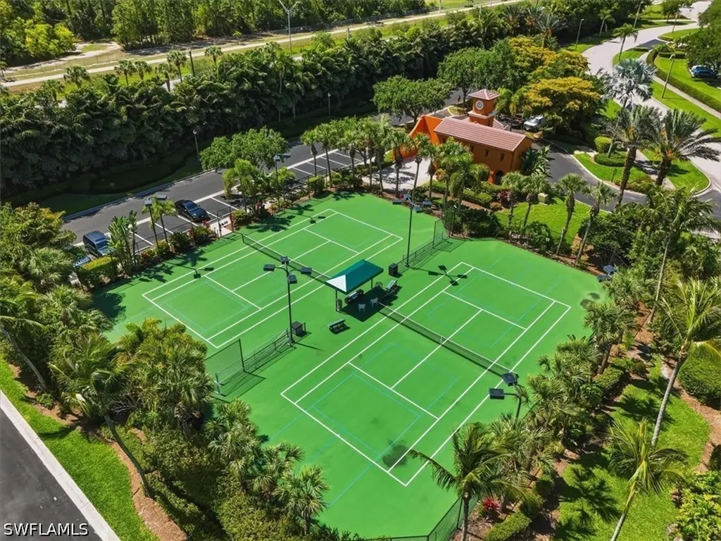 9065 Albion Lane N Naples FL 34113