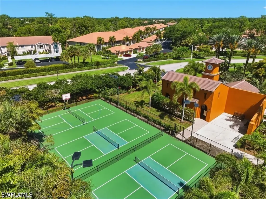 9065 Albion Lane N Naples FL 34113