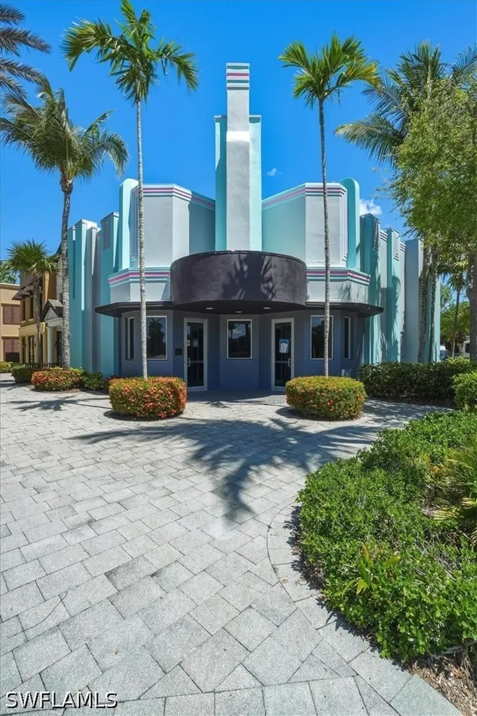 9065 Albion Lane N Naples FL 34113
