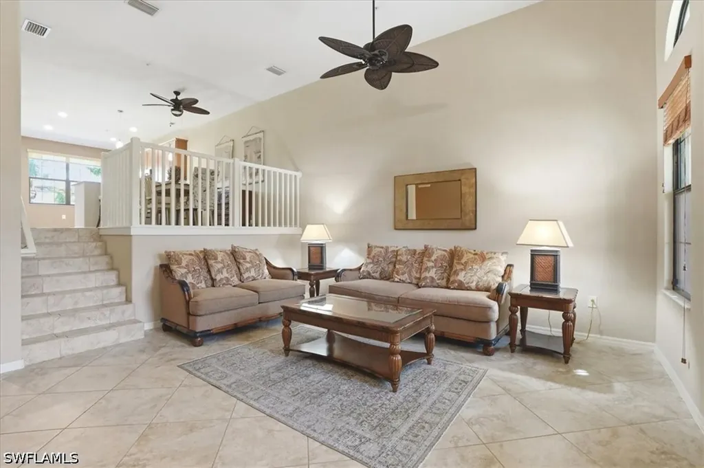 9065 Albion Lane N Naples FL 34113