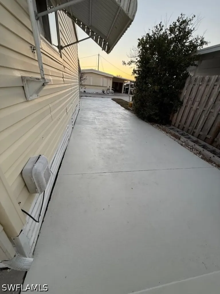 4868 Flamingo Drive St. James City FL 33956