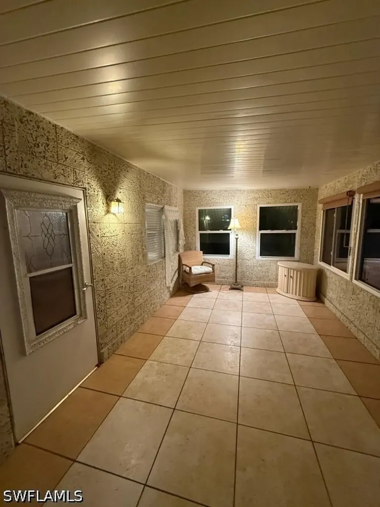 4868 Flamingo Drive St. James City FL 33956