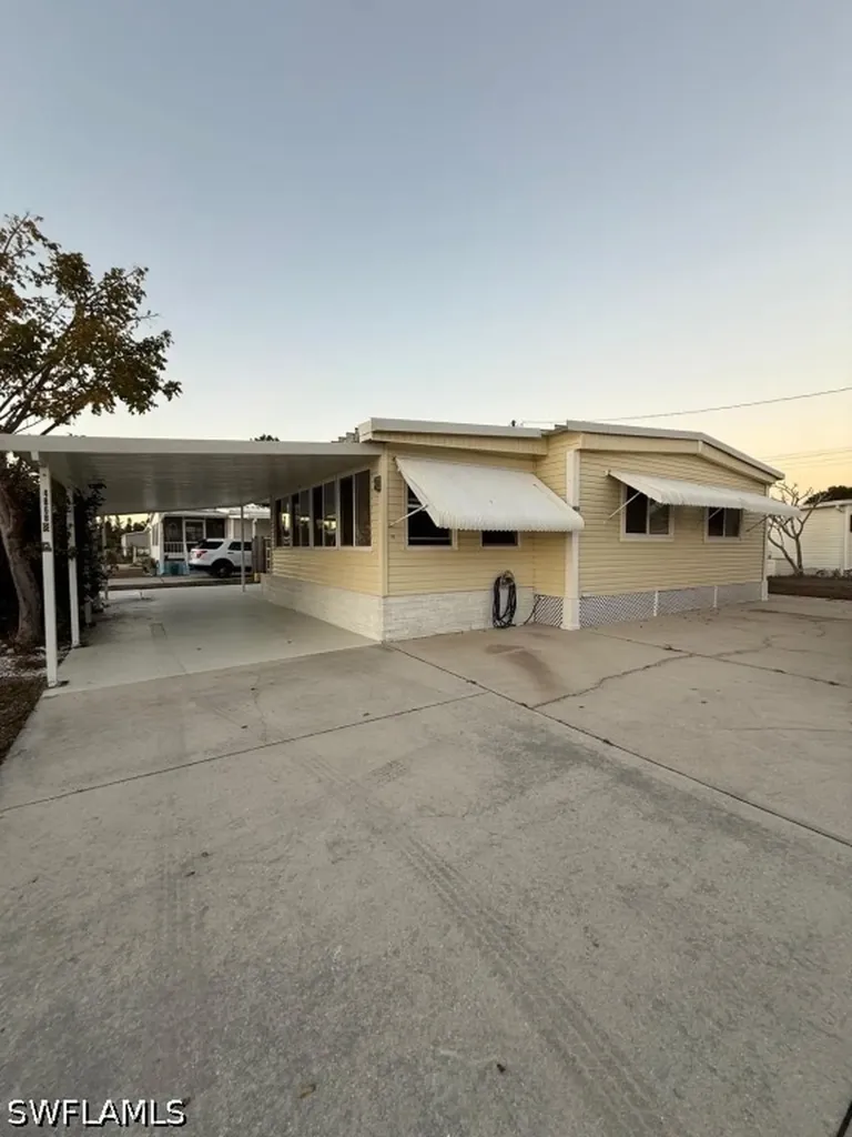 4868 Flamingo Drive St. James City FL 33956
