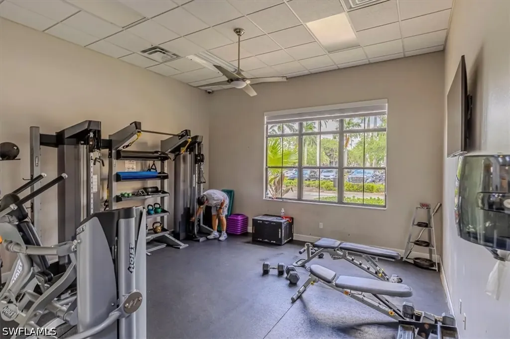 1966 Par Drive Naples FL 34120