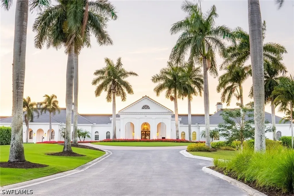 15307 Burnaby Drive Naples FL 34110