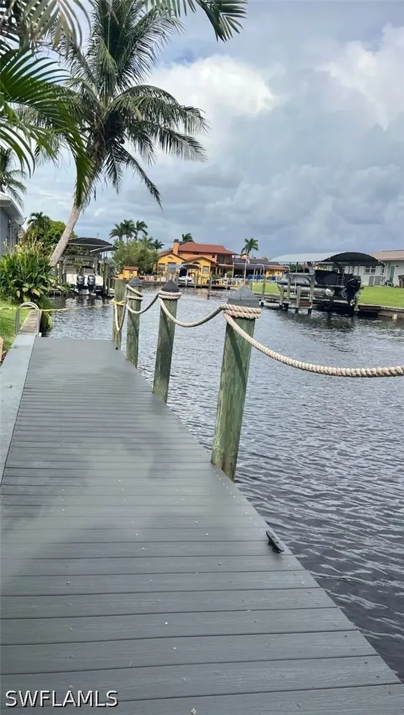2328 SE 27th Street Cape Coral FL 33904