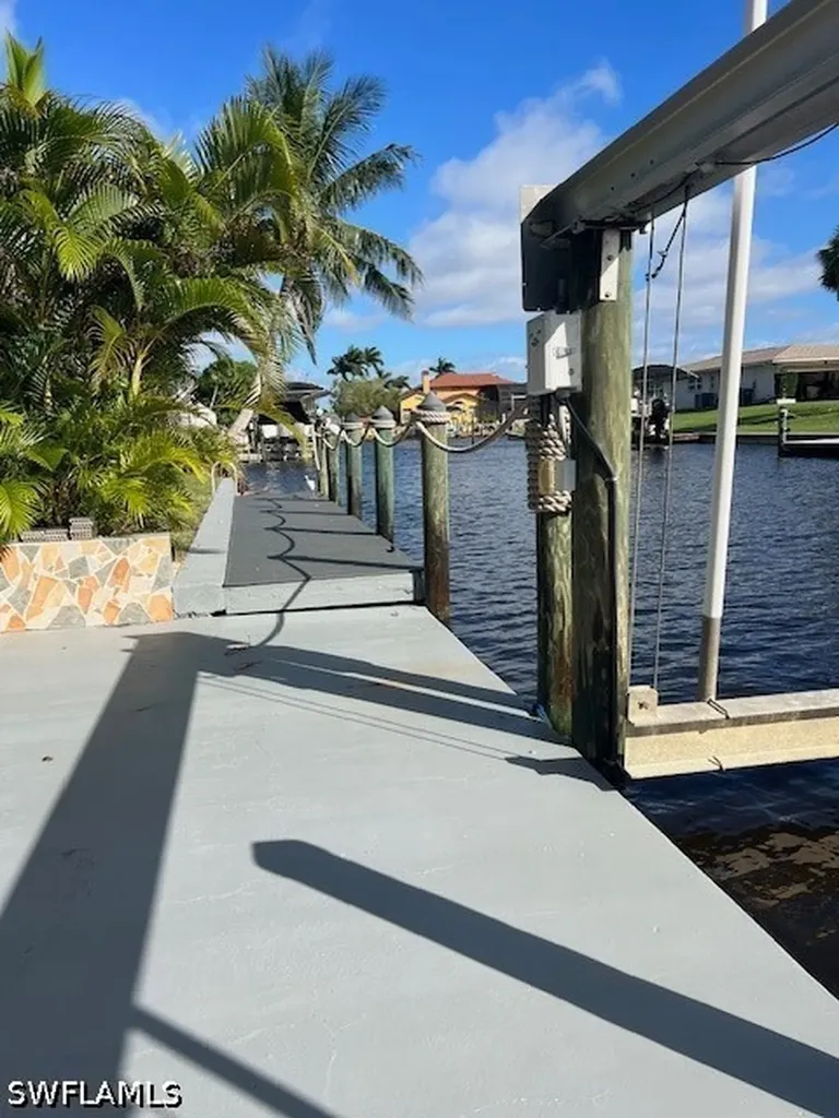 2328 SE 27th Street Cape Coral FL 33904