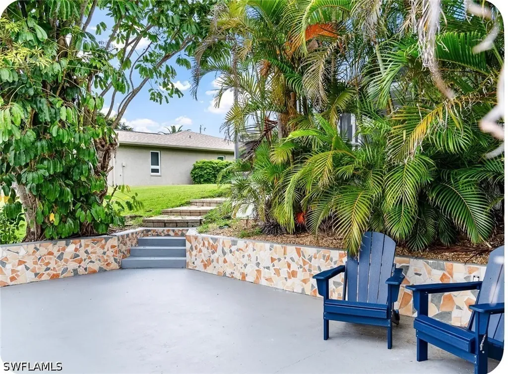 2328 SE 27th Street Cape Coral FL 33904
