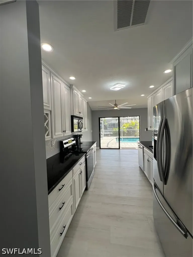 2328 SE 27th Street Cape Coral FL 33904
