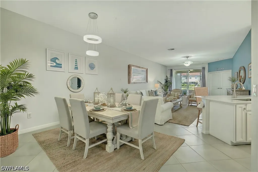 2567 Vine Avenue Naples FL 34120
