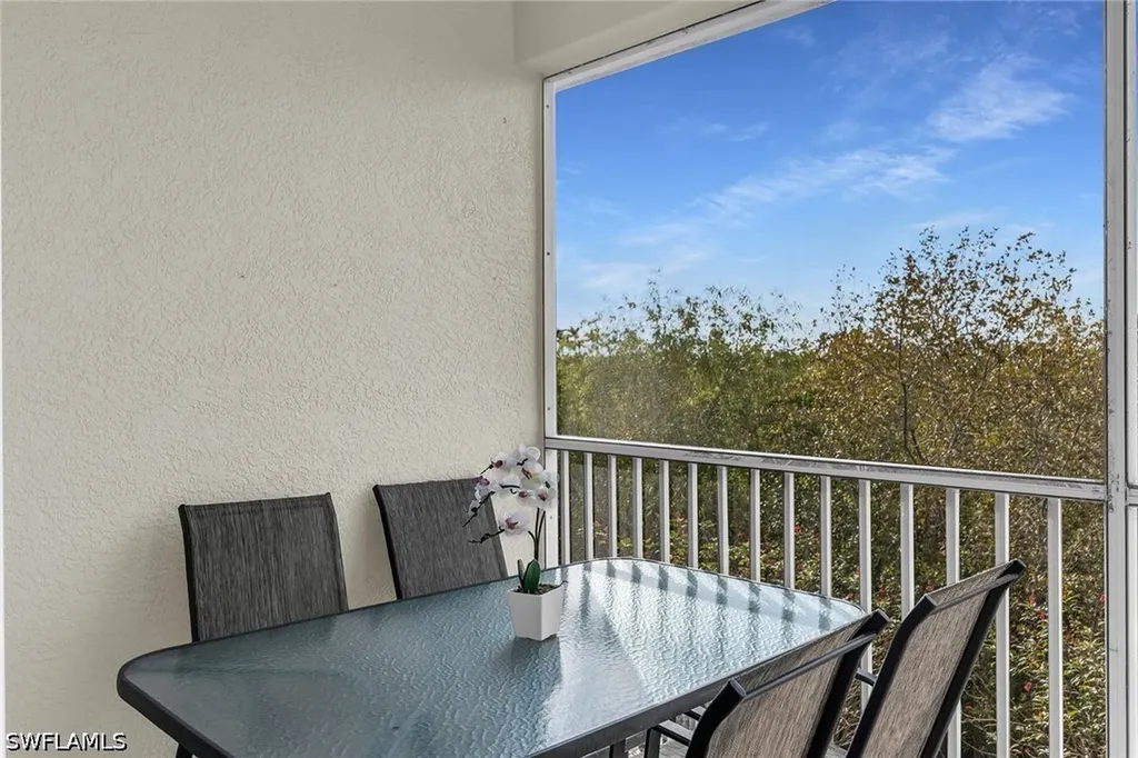 8335 Whisper Trace Way Naples FL 34114
