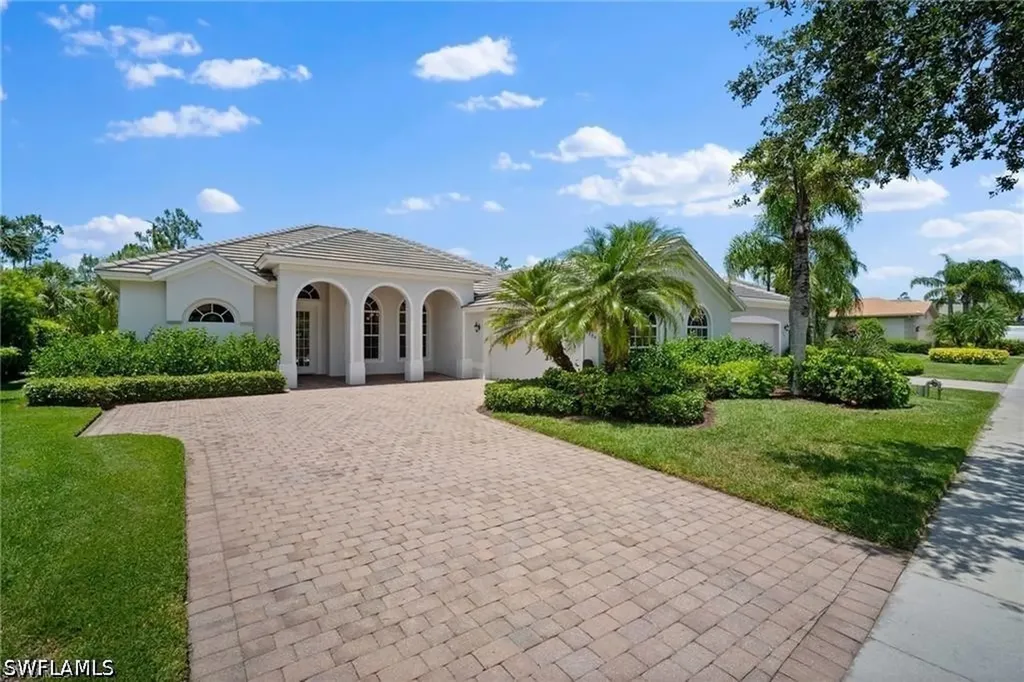 8884 Mustang Island Circle Naples FL 34113