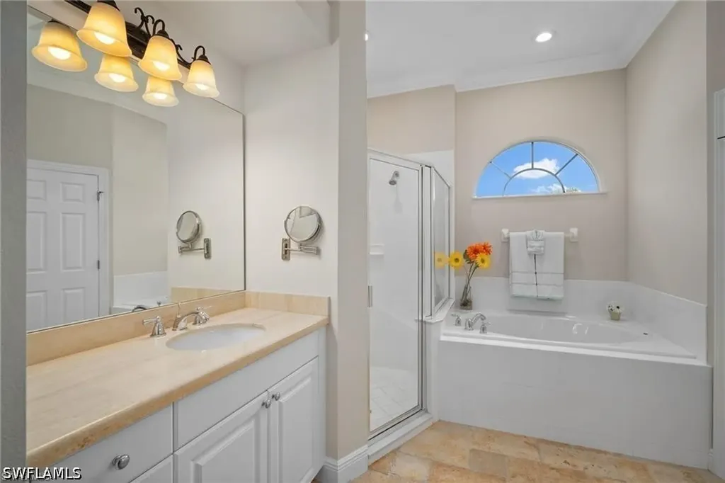 8884 Mustang Island Circle Naples FL 34113