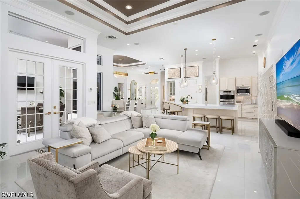 8037 Vera Cruz Way Naples FL 34109