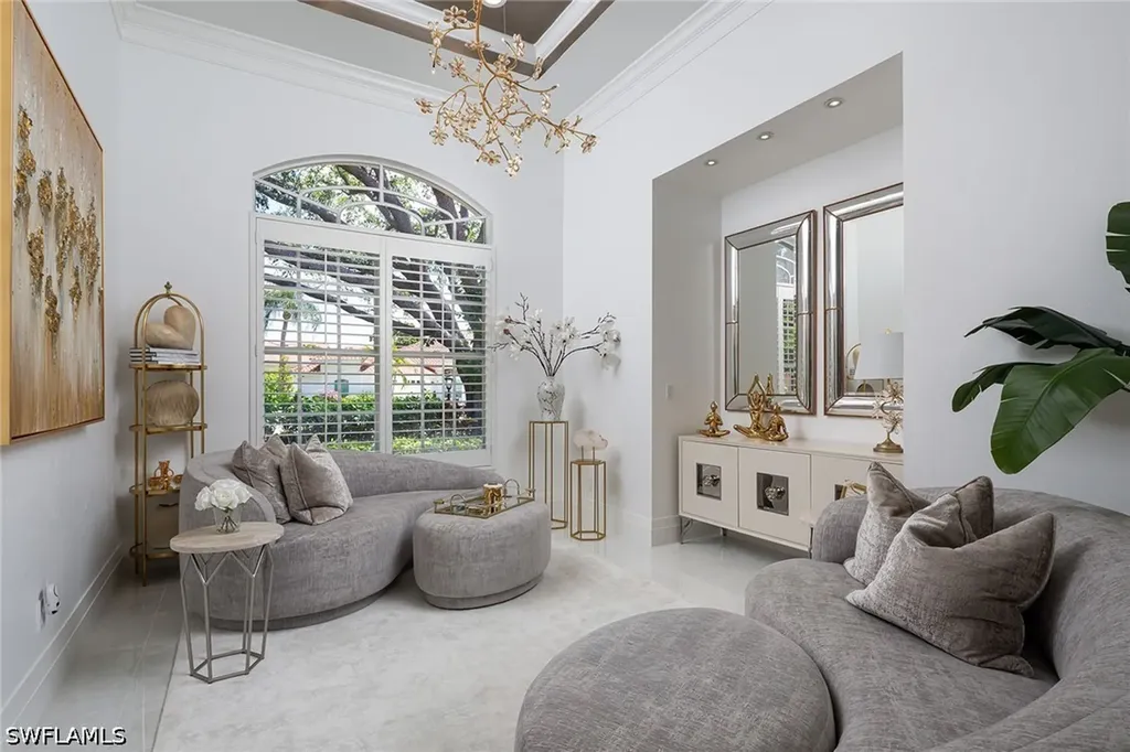 8037 Vera Cruz Way Naples FL 34109